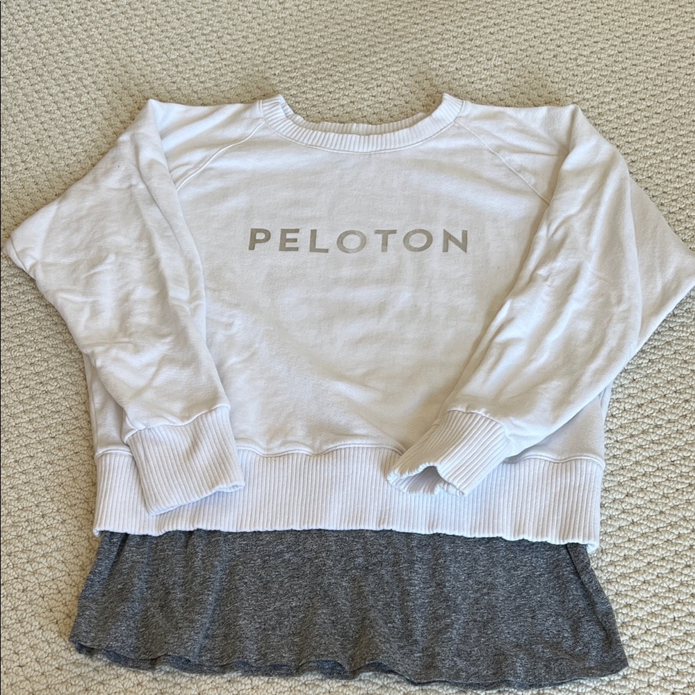 Rare!  Peloton x Monrow Sweatshirt 2017 women’s size Small